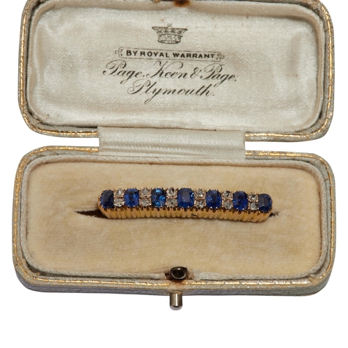 117 - ANTIQUE SAPPHIRE AND DIAMOND BROOCH, alternatedly set with blue sapphires and 2 diamonds. Sapphires ... 