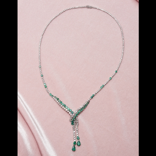 25 - CERTIFICATED EMERALD AND DIAMOND NECKLACE, in 18 ct. gold. Set with emeralds and an emerald drop to ... 