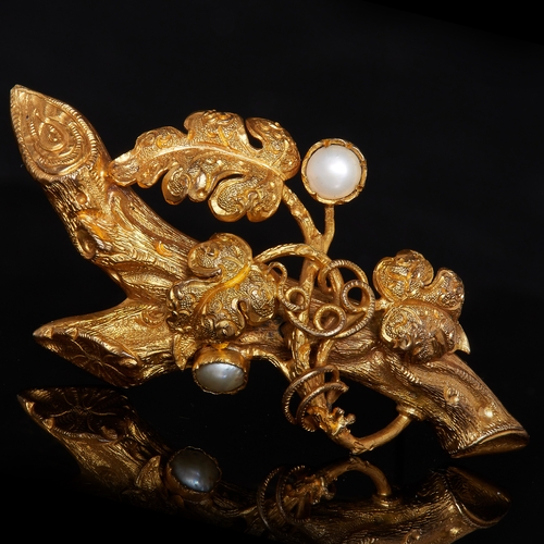 10 - VICTORIAN PEARL BRANCH BROOCH, designed in 3-D as a branch with leaves, accentuated with 2 pearls. W... 