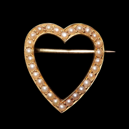 170 - ANTIQUE HEART SHAPED PEARL BROOCH. testing as gold. L 2.4 cm. W 2 cm. 3.5 grams.