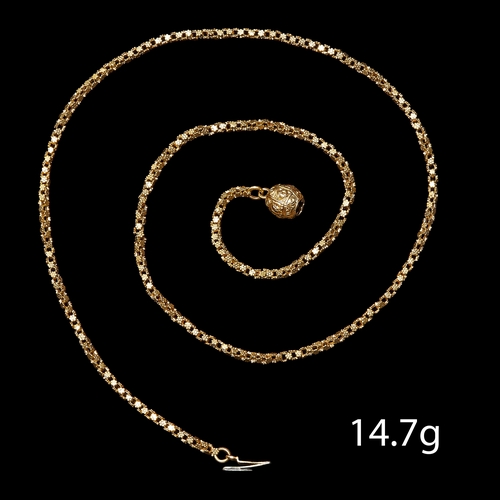 168 - FINE ANTIQUE GOLD CHAIN. with floral textured links, detailed decorated clasp. L 45 cm. 14.7 grams.