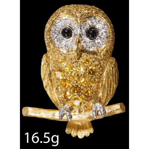 81 - E WOLF & CO, LONDON. FINE YELLOW AND WHITE DIAMOND OWL BROOCH
18 ct. gold.
Yellow diamonds totalling... 