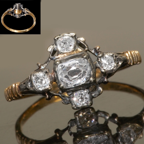 8 - ANTIQUE GEORGIAN DIAMOND RING.
Set with bright and lively old cut diamonds.
Size: N
1.6 gram.
Lovely... 