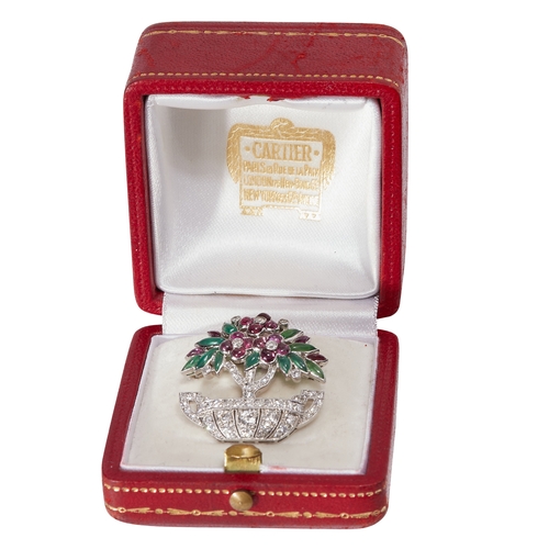 120 - CARTIER, IMPORTANT ART-DECO DIAMOND, RUBY AND JADE FLORAL BROOCH
Platinum.
Diamonds bright and livel... 