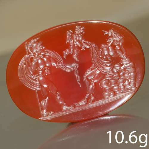 95 - RARE LARGE CARVED INTAGLIO
 the carved probably carnelian, depicting Mars, Venus and Amor.
W 4.2 cm.... 