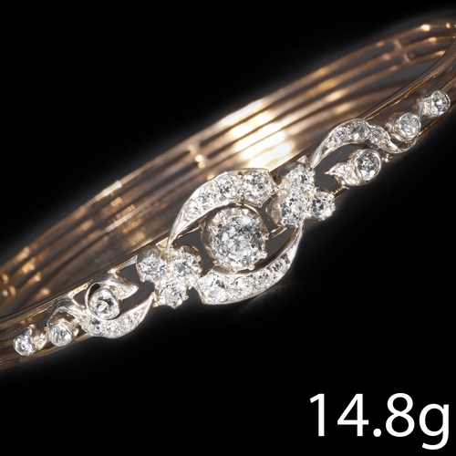 79 - FINE EDWARDIAN DIAMOND HINGED BANGLE
High carat gold and silver.
Largest diamond approx. 0.40 ct. H-... 
