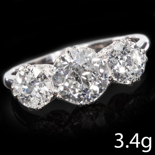 95 - 3-STONE DIAMOND RING.
18 ct. gold.
Diamonds bright and lively, totalling approx. 2.75 ct.
Centre dia... 