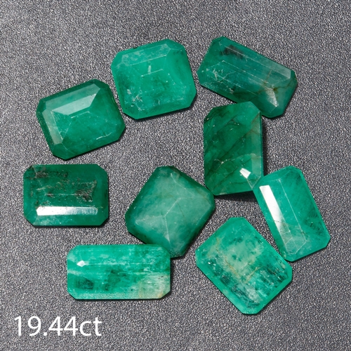 165 - LOT OF MIXED CUT EMERALDS,
totalling approx. 19.44 CT.