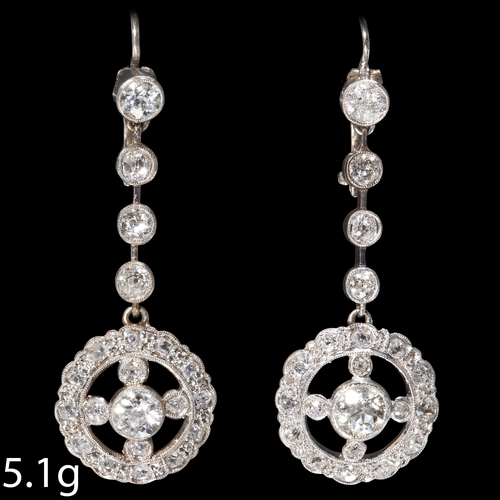 134 - FINE PAIR OF DIAMOND EARRINGS,
High carat gold.
Diamonds totalling approx. 2.30 ct. H-J colour, VS/S... 