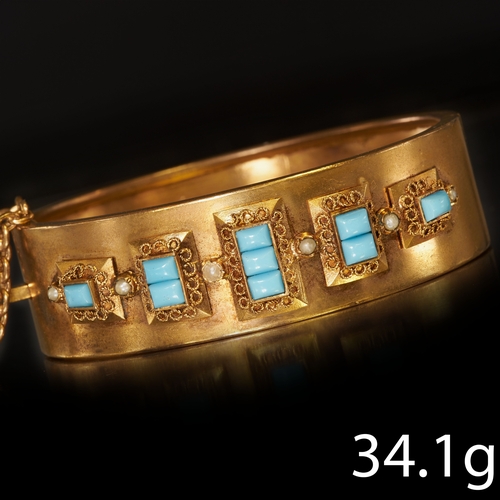 214 - ANTIQUE BANGLE.
Inner diam: 52.33 mm.
W: 17.2 mm.
34.1 gram.
Good condition, no dents.