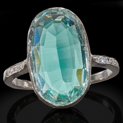 155 - AQUAMARINE AND DIAMOND RING,
2.2 grams, testing 14 ct. gold.
Aquamarine of approx. 2.48 ct.
Diamonds... 