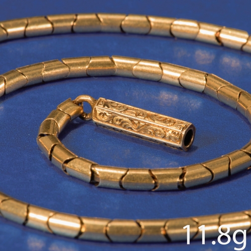 296 - ANTIQUE LINK GOLD NECKLACE,  
11.8 grams.
L. 38 cm.