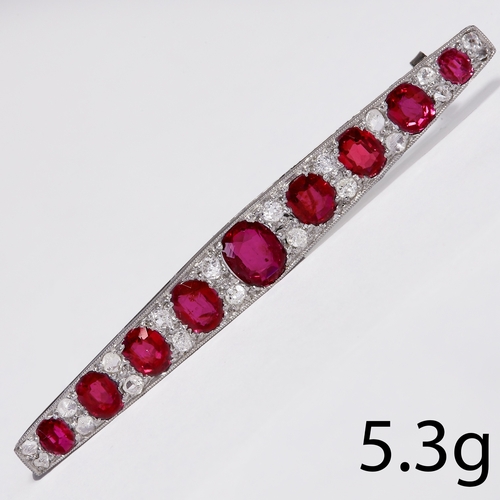 6 - ANTIQUE RUBY AND OLD CUT DIAMOND BAR BROOCH
5.3 gram, 14 ct. gold.
Set with rich vibrant colour rubi... 