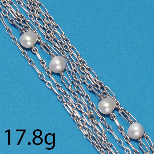77 - ELEGANT EDWARDIAN PEARL LONG CHAIN NECKLACE,
17.8 grams, testing as platinum.
Accentuated with pearl... 