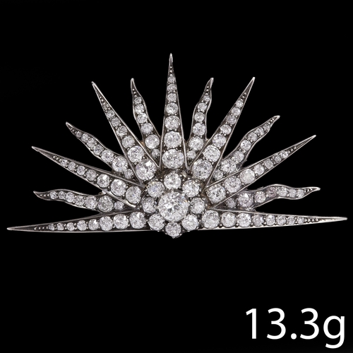 88 - FINE VICTORIAN DIAMOND SUNBURST BROOCH,
13.3 grams.
Diamonds bright and lively, totalling approx. 5.... 