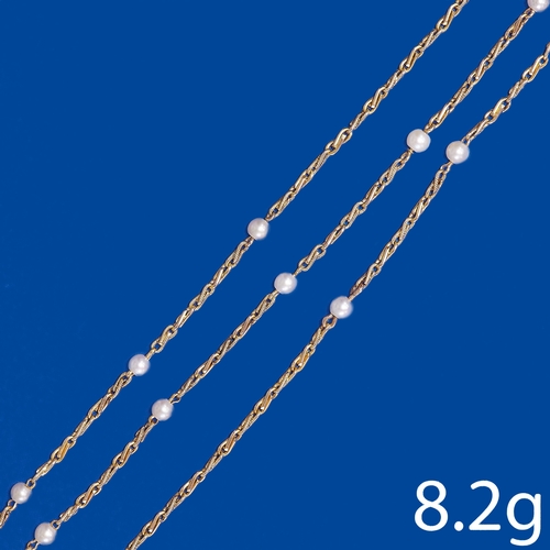 173 - ANTIQUE PEARL NECKLACE,
8.2 grams, testing high carat gold.
The links accentuated with 11 pearls (un... 