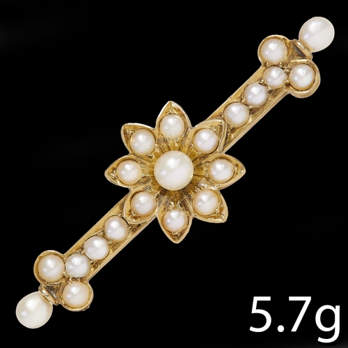 210 - ANTIQUE GOLD PEARL FLORAL BAR BROOCH 
5.7 grams 
pearls well matched 
L 1.4 cm  W 4.5 cm 
fitted box