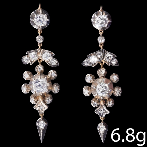 225 - FINE PAIR OF ANTIQUE DIAMOND DROP EARRINGS,
6.8 grams.
Diamonds bright and lively, totalling approx.... 