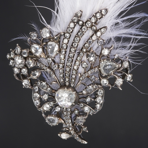 229 - RARE GEORGIAN 18TH CENTURY AIGRETTE DIAMOND AND FEATHER BROOCH, 
9.8 grams.
Diamonds totalling appro... 