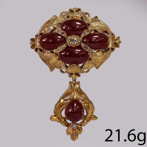 192 - VICTORIAN GARNET AND ROSE CUT DIAMOND BROOCH
21.6 gram, High carat gold.
Garnets well matched
L: 7.5... 