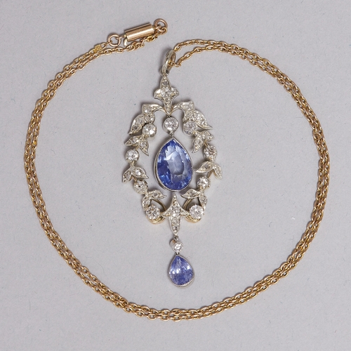 87 - ELEGANT BELLE EPOQUE SAPPHIRE AND DIAMOND PENDANT,
10.5 grams.
Sapphires totalling approx. 6.30 ct.
... 