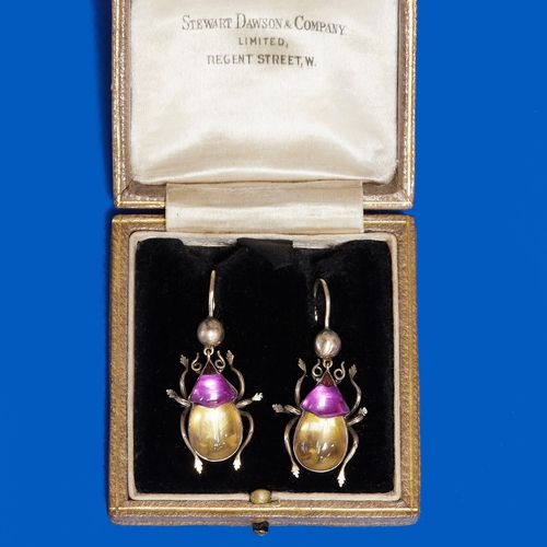 61 - FANTASTIC PAIR OF VICTORIAN GEM SET BEETLE BUG EARRINGS 
4.3 grams 
L 3.4 cm 
antique box