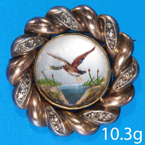 68 - ANTIQUE ESSEX CRYSTAL AND ROSE CUT DIAMOND BROOCH.
10.3 grams, testing gold.
Bright and livelyh diam... 