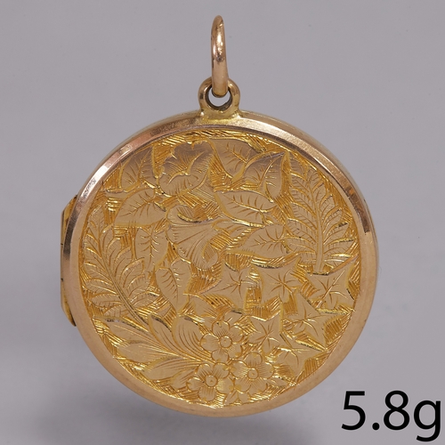 76 - GOLD LOCKET PENDANT,
5.8 grams, 15 ct. gold.
floral engraved front.
L 3.1 cm.