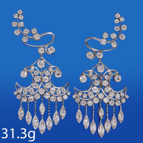 175 - SPECTACULAR AND ELEGANT DIAMOND EARRINGS, 
31.3 grams, high carat gold 
Diamonds est. 9.50 ct. H-I, ... 