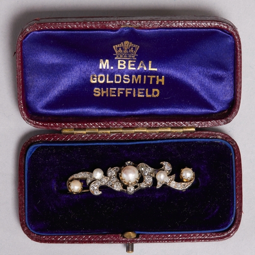 123 - VICTORIAN CERTIFICATED NATURAL SALTWATER PEARL AND DIAMOND BROOCH,
4.6 grams.
Largest pearl of appro... 