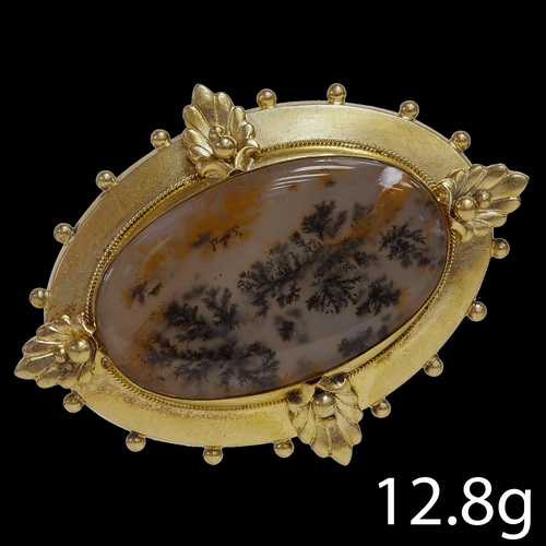 125 - VICTORIAN DENDRITIC AGATE BROOCH,
12.8 grams, High carat gold.
Dendritic agate with nice clear image... 