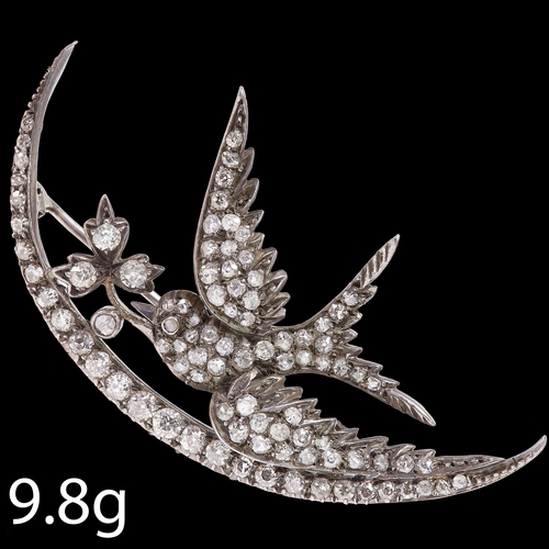 1 - FANTASTIC LARGE DIAMOND SWALLOW BIRD ON CRESCENT BROOCH.
9.8 grams.
Bright and lively diamonds total... 