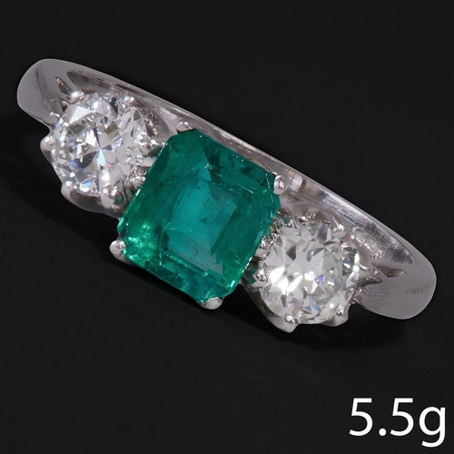 2 - EMERALD AND DIAMOND 3-STONE RING,
5.5 grams, platinum.
Rich and vibrant emerald of approx. 1.02 ct.
... 