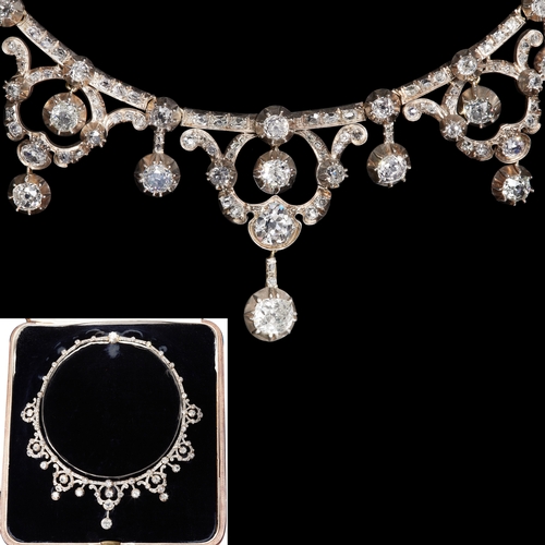 208 - IMPORTANT ANTIQUE DIAMOND AND PEARL TIARA/NECKLACE,
Diamonds totalling approx. 20-22 ct.
Largest dia... 