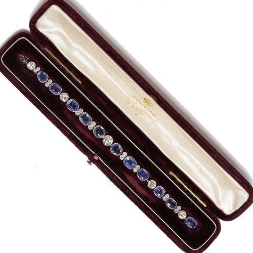 120 - MAGNIFICENT CERTIFICATED EDWARDIAN CEYLON SAPPHIRE AND DIAMOND BRACELET,
24.5 grams, platinum.
Rich ... 