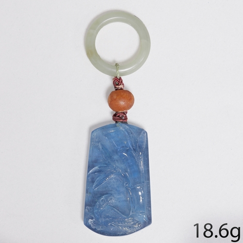 97 - RARE AND UNUSUAL AQUAMARINE AND JADE PENDANT,
18.6 grams.
Large and vibrant carved aquamarine, depic... 