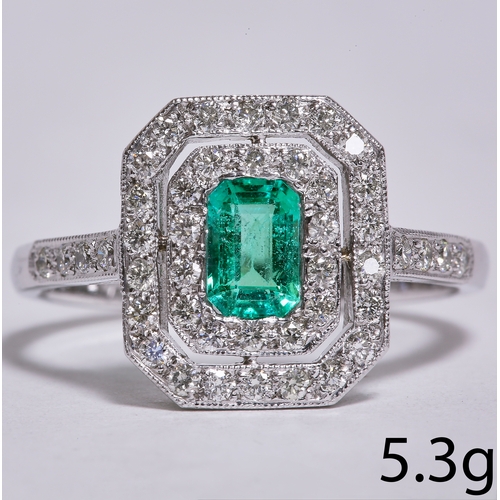 41 - ART-DECO EMERALD AND DIAMOND CLUSTER RING,
5.3 grams, platinum.
Vibrant emerald.
Diamonds bright and... 