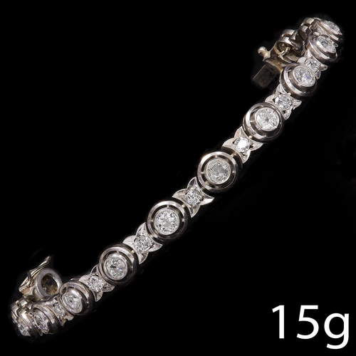 140 - DIAMOND BRACELET
15 grams, testing platinum.
Old cut diamonds bright and lively, totalling approx. 4... 