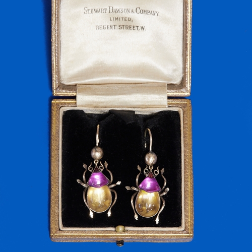 5 - FANTASTIC PAIR OF VICTORIAN GEM SET BEETLE BUG EARRINGS 
4.3 grams 
L 3.4 cm 
antique box