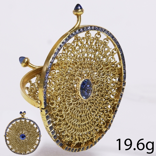 47 - UNUSUAL ANTIQUE SAPPHIRE COIN PURSE.
19.6 grams, testing high carat gold.
Larger sapphires to the ce... 