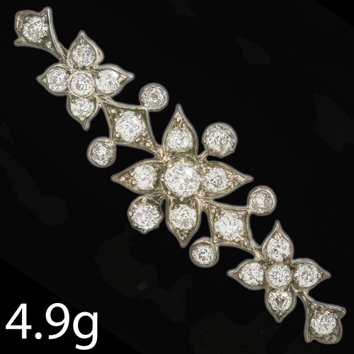117 - VICTORIAN DIAMOND BROOCH 
4.9 grams 
bright lively diamonds 
approx. 2.10 ct. 
in great condition 
W... 