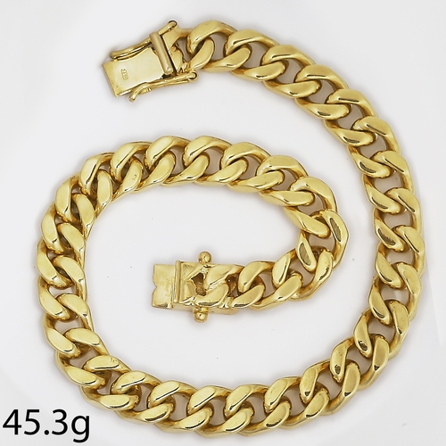 109 - 18 CT. GOLD CURB LINK BRACELET,
45.3 grams.
L. 21.5 cm.