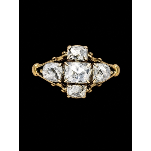 113 - RARE GOLD GEORGIAN DIAMOND RING 
vibrant diamonds 
fine craftsmanship 
in great condition 
size H