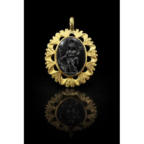 74 - ROMAN INTAGLIO PENDANT, HERCULES.
By repute 2nd century AD.
4,5 grams, testing high carat gold.
The ... 