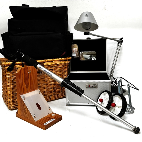 12 - A miscellaneous item lot. This includes a Jessops Monopod 330 which is a single legged support for a... 