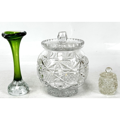 9 - A selection of glass/crystal items including tumbler glasses, jugs and bowls (a lot).