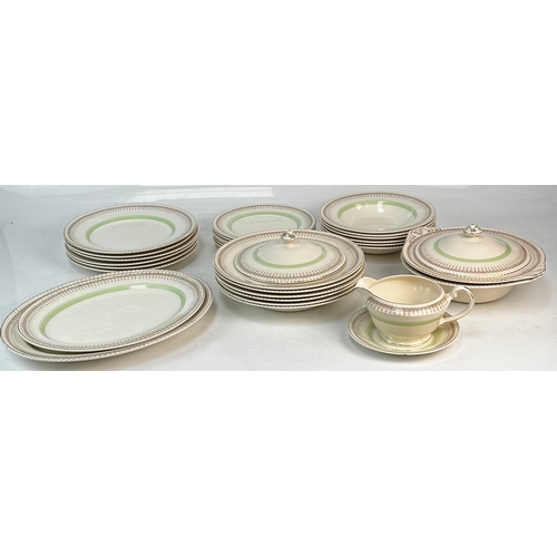 10 - A vintage Solian ware six person dinner service, with assorted serving dishes (a lot)