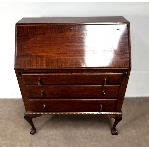 16 - A George III style reproduction mahogany veneered bureau,W86cm x H104cm x D43cm