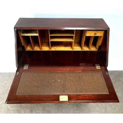 16 - A George III style reproduction mahogany veneered bureau,W86cm x H104cm x D43cm