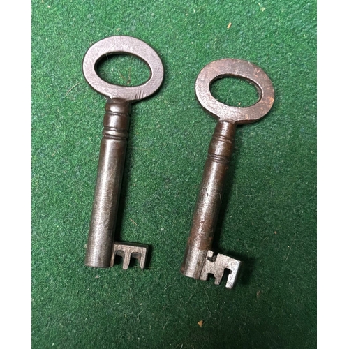 40 - A Regency style mahogany bow-fronted sideboard, 19th century, with later glass top; 94cm high, 160cm... 